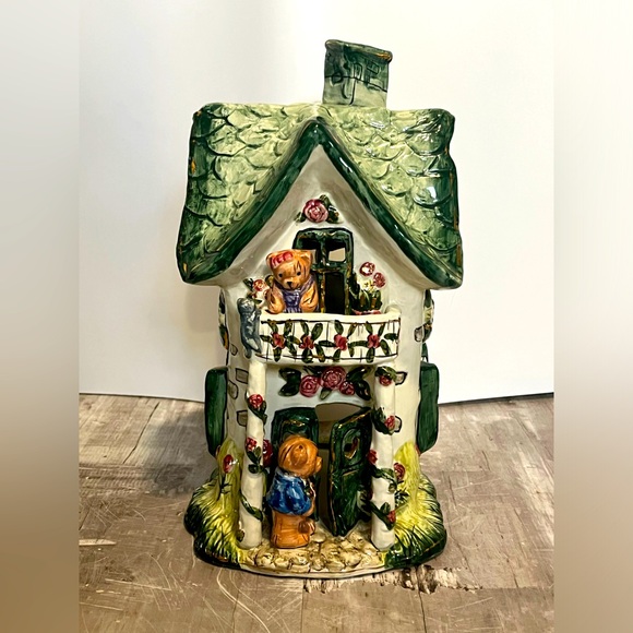 Vintage teddy bear cottage candle house - Picture 1 of 9
